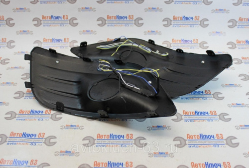 Рамки ПТФ с ДХО и бегающими указателями поворота для R90