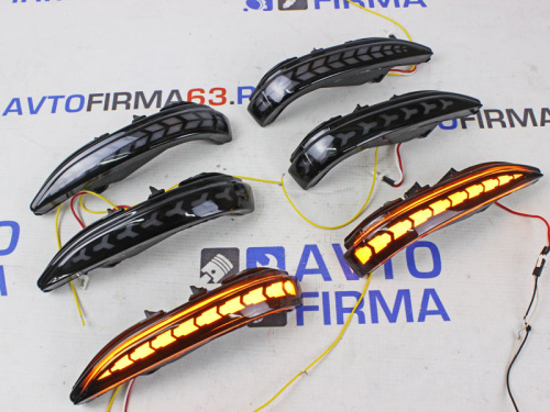 Повторители поворота в боковые зеркала Лада Веста два режима бегающие американки с узором