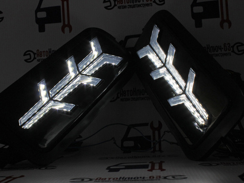 Подфарники Turbo с LED ДХО и бегающими поворотниками на Нива 4х4