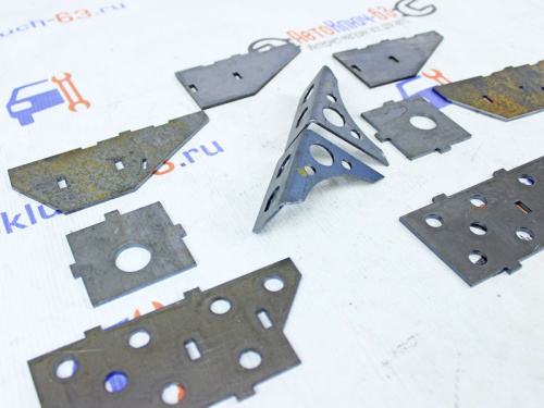 Кронштейны переднего амортизатора, L - 3мм Лада Нива 4X4 в интернет-магазине avtofirma63.ru 