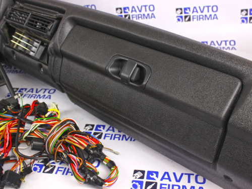 Панель (торпедо) ВАЗ 21214 в сборе Лада Нива 4х4