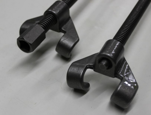 Стяжки пружин 370 мм (двойной скользящий крюк) АвтоDелo в интернет-магазине avtofirma63.ru 