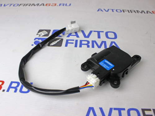 Моторедуктор заслонки отопителя Hella Inlet на Лада Приора в интернет-магазине avtofirma63.ru 