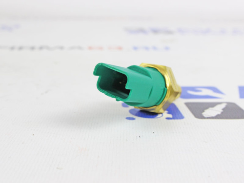 Датчик заднего хода для а/м 2180 (КПП РЕНО), (8200177718)