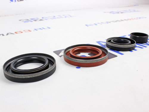 Комплект сальников КПП Rosteco на ВАЗ 2108-2115, Лада Приора, Калина, Гранта