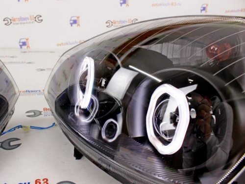 Тюнинг фары Приора с двумя Би линзами ангельскими глазками черной маской