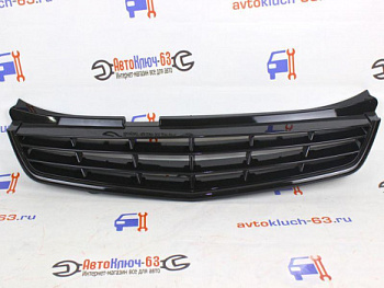 Решетка радиатора 2 линии с перемычками черная с хром молдингом на Лада Приора 2 в интернет-магазине avtofirma63.ru 